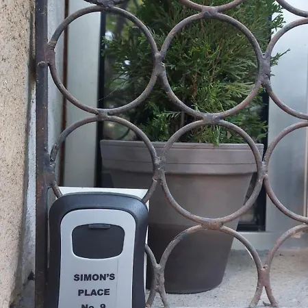 Simon's Place