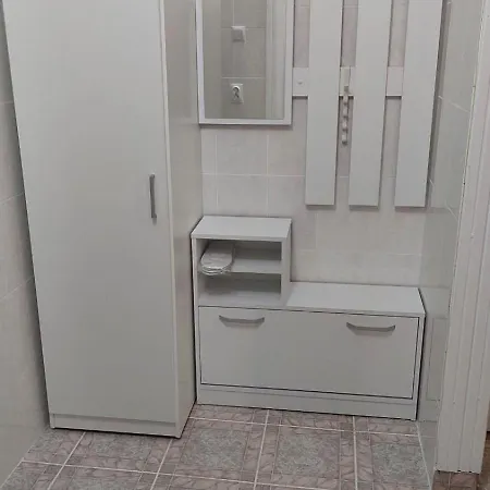 Simon's Place Apartment Craiova